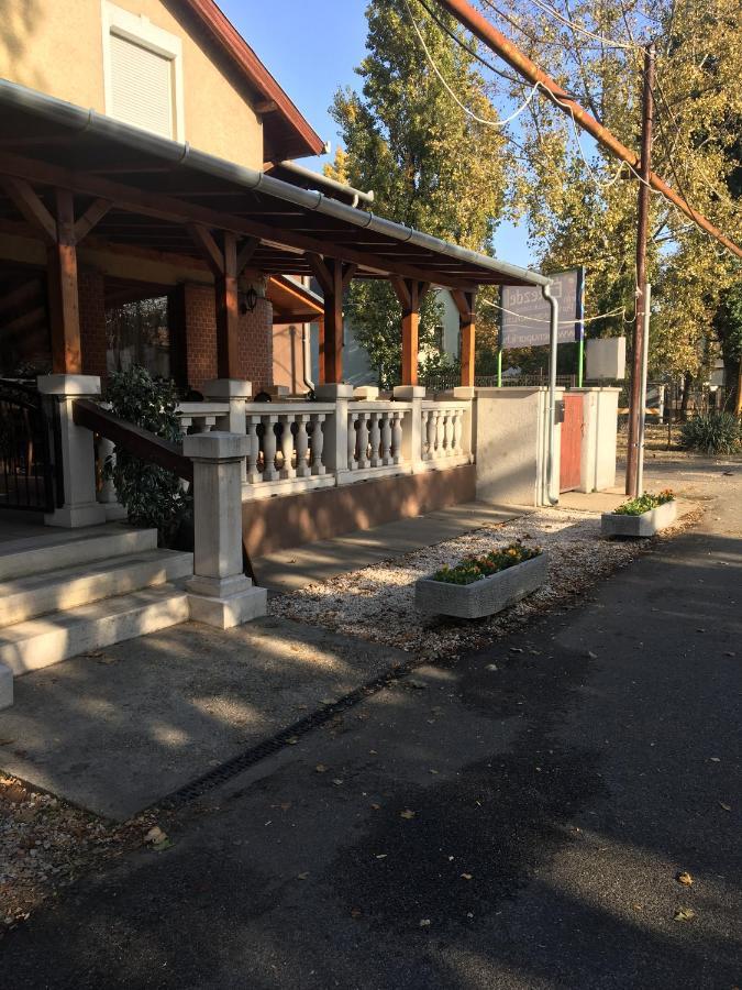 Park Panzio Budapest Exterior foto